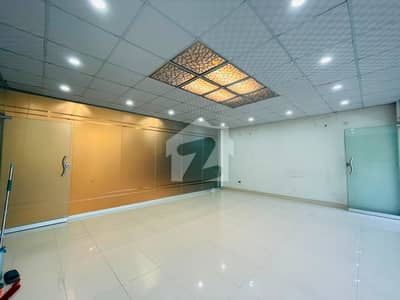 سیٹیلائیٹ ٹاؤن راولپنڈی میں 2 کنال Studio عمارت 14.0 لاکھ میں کرایہ پر دستیاب ہے۔