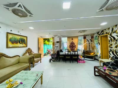 890 Sqft With Extra Land Ground Floor Flat Available For Sale Located In I-8/1