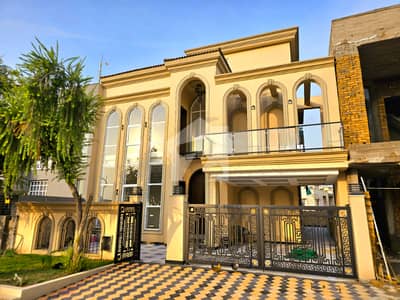 Designer 10 Marla House On Main Boulevard For Sale