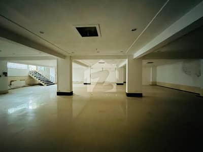 سیٹیلائیٹ ٹاؤن راولپنڈی میں 15 مرلہ Studio دفتر 4.0 لاکھ میں کرایہ پر دستیاب ہے۔