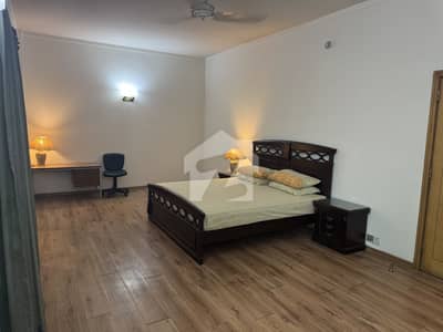 Prime Location Of Main Cantt Mall Of Lahore 2700 Sq. Ft. Furnished Apartment For Sales 3 Bedrooms Drowning Dining Rooms Tv Lounge In Cantt Mall Of Lahore