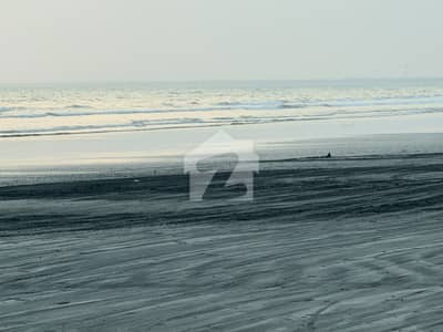 DHA PHASE VIII PENINSULA COMMERCIAL 200 YARDS PLOT FOR SALE DHA PHASE VIII PENINSULA COMMERCIAL 200 YARDS PLOT FOR SALE