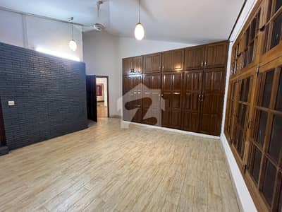 Beautiful upper portion available for rent in F-11 Islamabad at big street, 3 bedrooms with washrooms, drawing, dining ,TVL, kitchen, All meters separate, servant quarter with bathroom gate separate, with beautiful garden and 3 car porches.