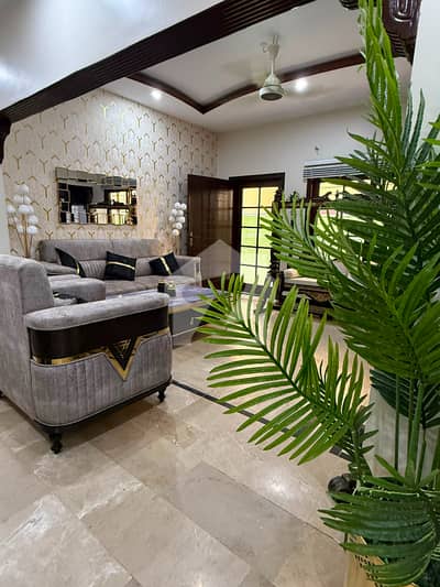 VIP 400 sqyds House For SALE In North Nazimabad Block D