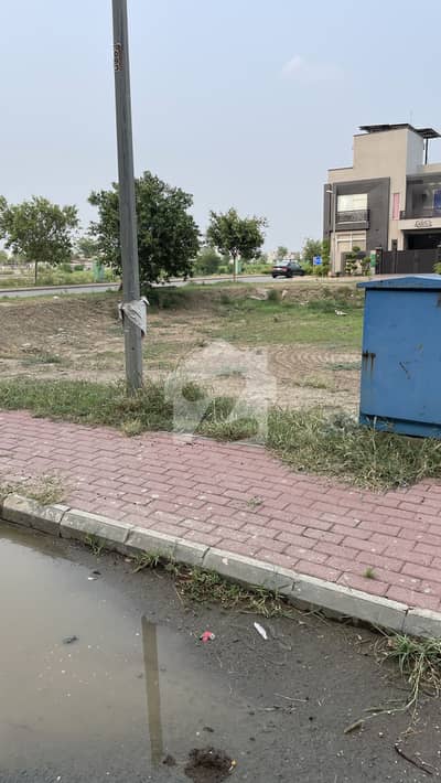بحریہ ٹاؤن - غازی بلاک بحریہ ٹاؤن ۔ سیکٹر ایف,بحریہ ٹاؤن,لاہور میں 10 مرلہ رہائشی پلاٹ 95.0 لاکھ میں برائے فروخت۔ بحریہ ٹاؤن - غازی بلاک بحریہ ٹاؤن ۔ سیکٹر ایف,بحریہ ٹاؤن,لاہور میں 10 مرلہ رہائشی پلاٹ 95.0 لاکھ میں برائے فروخت۔