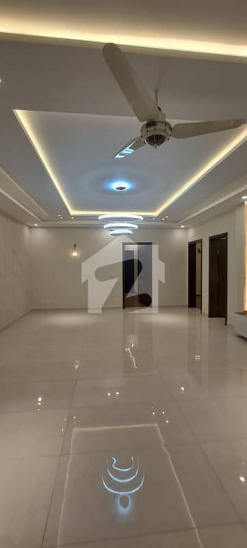D-12 Islamabad 4080 Upper Portion For Rent 3bed With Washroom D/D Tvl Kichen Room Gas Electric Parking