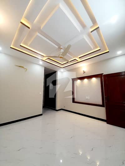 10 Marla Ground Portion For Rent in G13 Islamabad