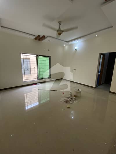 10 Maral Beautiful House Available For Rent Near All Facilities