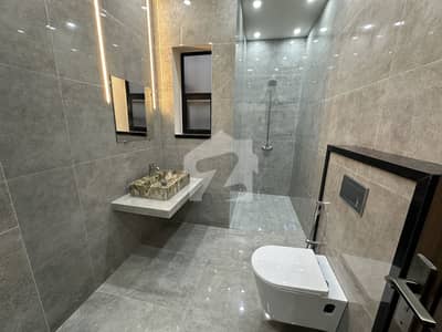 5 Marla Brand Full Luxurious House For Sale