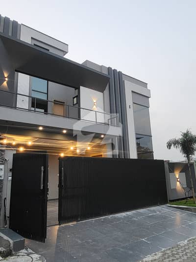10 Marla Corner Double-Height House For Sale D Block Multi Gardens B-17 Islamabad 10 Marla Corner Double-Height House For Sale D Block Multi Gardens B-17 Islamabad