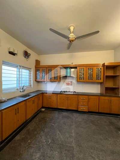D-12 Islamabad 1Kanal Lower Portion Basement For Rent 3 Bed With Washroom Drawing Dining Tvl Kichen Store Room Parking Gas Electric Metr Sept