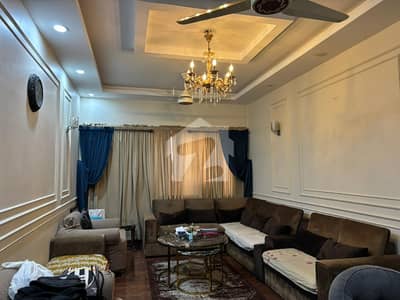 Fully Renovated 3 Bed DD Apartment for Rent in Bath Island