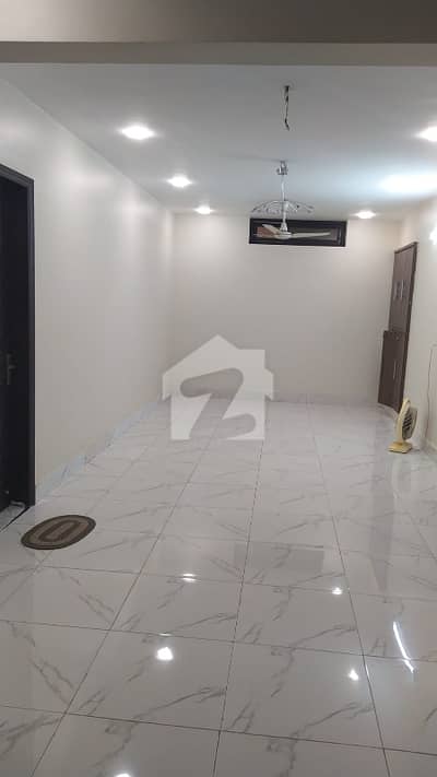 Centrally Located Lower Portion In Clifton - Block 8 Is Available For sale