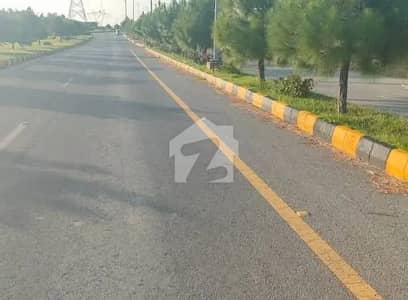 Ideal Location! 5 Marla Main Road Plot for Sale in I-14/3 (Entrance)