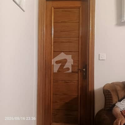 10 Marla Full Corner Beautiful House For Rent