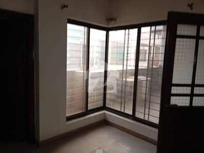Ground Plus One 240 Square Yards Available In Chance Deal Bank Loan Highly Appreciated (Price Negotiable)