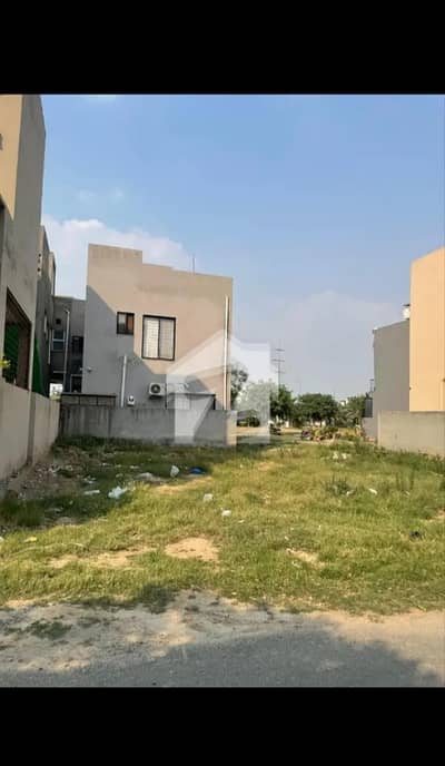 ڈی ایچ اے 9 ٹاؤن - بلاک ای ڈی ایچ اے 9 ٹاؤن,ڈی ایچ اے ڈیفینس,لاہور میں 5 مرلہ رہائشی پلاٹ 1.35 کروڑ میں برائے فروخت۔ ڈی ایچ اے 9 ٹاؤن - بلاک ای ڈی ایچ اے 9 ٹاؤن,ڈی ایچ اے ڈیفینس,لاہور میں 5 مرلہ رہائشی پلاٹ 1.35 کروڑ میں برائے فروخت۔