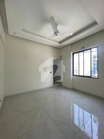BRAND NEW APARTMENT 1 BEDROOM lounge with lift