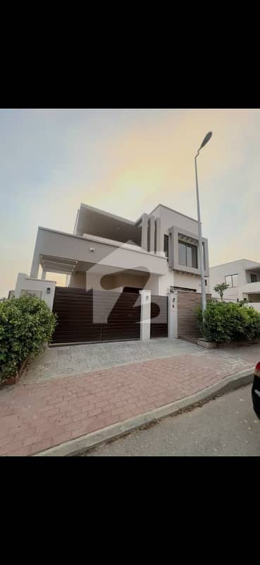 Loap Road 4 Ready To Move 272sq Yd 4 Bedroom DDL Luxury Villa Separate Entrance And Kitchen For Upper Floor FOR SALE. Only 4km From Main Entrance Of BTK. Near GRAND MOSQUE, A-Plus Quality Construction. Loap Road 4 Ready To Move 272sq Yd 4 Bedroom DDL Luxury Villa Separate Entrance And Kitchen For Upper Floor FOR SALE. Only 4km From Main Entrance Of BTK. Near GRAND MOSQUE, A-Plus Quality Construction.