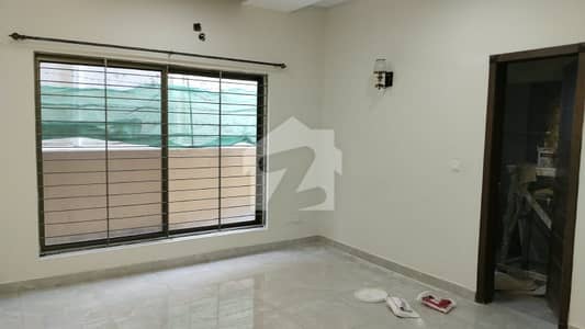 E-11 Open Lower Ground 3 Bed 3 Bath Drawing Tv Lounge Kitchen Separate Meter Gas Separate Gate All Factiles Available Ideal Location Gas Electric Available