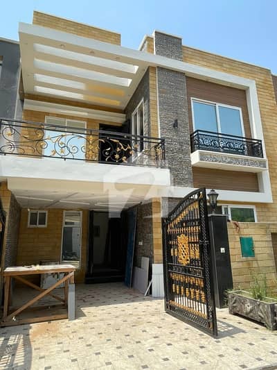 House For Sale In Eastern Block Phase 1 House For Sale In Eastern Block Phase 1