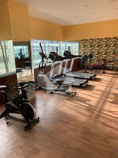 Prime Location 1900 Square Feet Flat For sale In PECHS Block 6