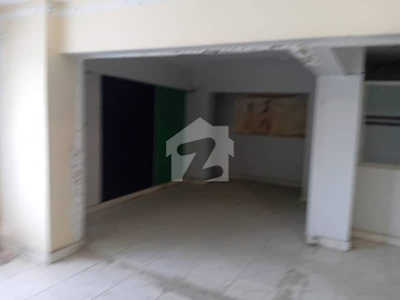 URGENT SHOWROOM AVAILABLE FOR RENT URGENT SHOWROOM AVAILABLE FOR RENT