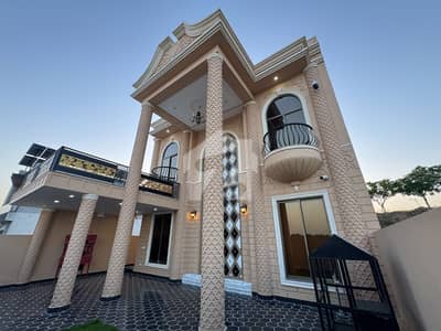 10 Marla House In Bahria Town Phase 8 - Block J Best Option