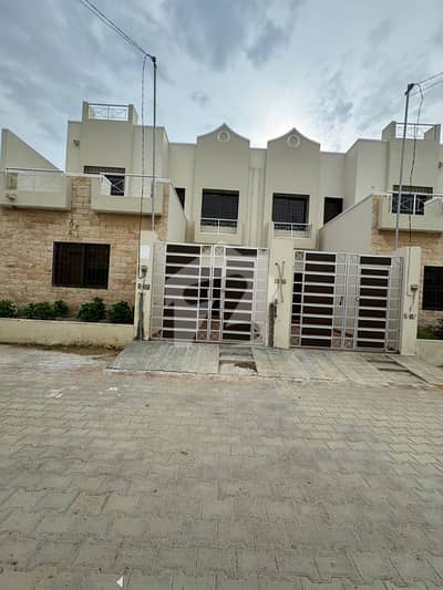 فلکناز ڈریمز ملیر,کراچی میں 3 کمروں کا 5 مرلہ مکان 1.35 کروڑ میں برائے فروخت۔