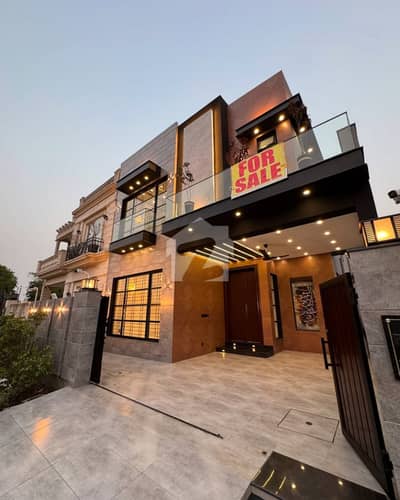 5 Marla Ultra Modern Super Luxurious Bungalow For Rent In DHA Defence
