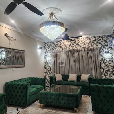 I HAVE A 10 MARLA UPPER PORTION RENT. BAHRIA ORCHARD LAHORE PHASE 1 CENTRAL BLOCK