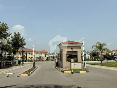 Beautiful M5 almost category plot Emaar dha 5 Islamabad expressway