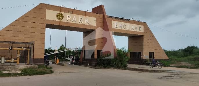 SUN_FACIN READY FOR CONSTRUCTION 10 MARLA PLOT AVAILABLE FOR SALE IN PARK ENCLAVE.