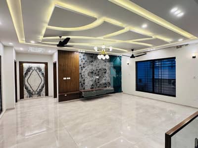 One Kanal Beautiful House Available For Sale