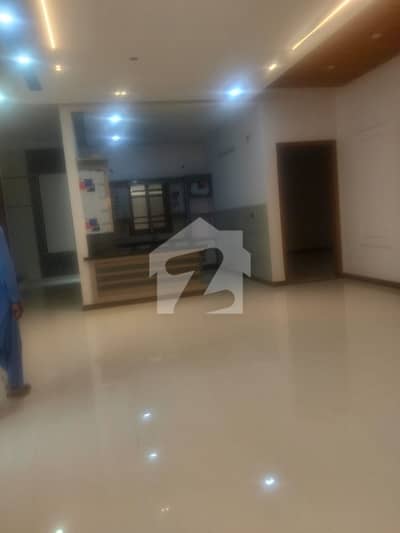 Well-Constructed House Available For Sale In Gulistan-E-Jauhar - Block 14 Well-Constructed House Available For Sale In Gulistan-E-Jauhar - Block 14