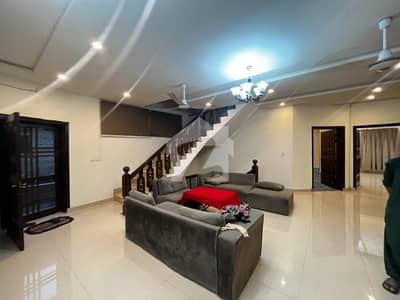 1 KANAL HOUSE AVAILABLE FOR RENT IN I-8/4
