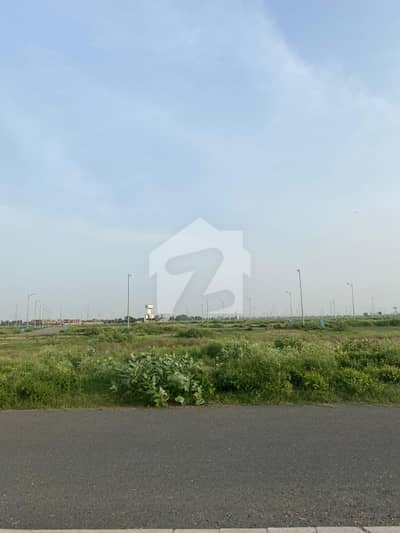 Plot No Near 797 Facing Kanal Back 150Feet Road Top Location