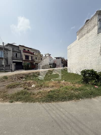 6marla 163 sqft corner plot for sale 6marla 163 sqft corner plot for sale