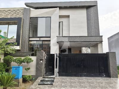 10 Marla Brand New House Available For Sale In Paragon City