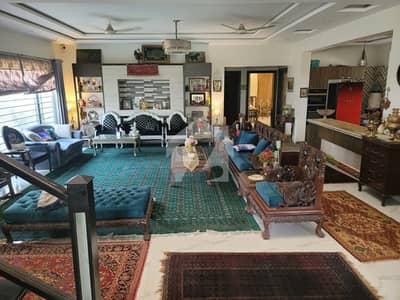Near To Park Near To Mosque Near To Commercial Reasonable Price