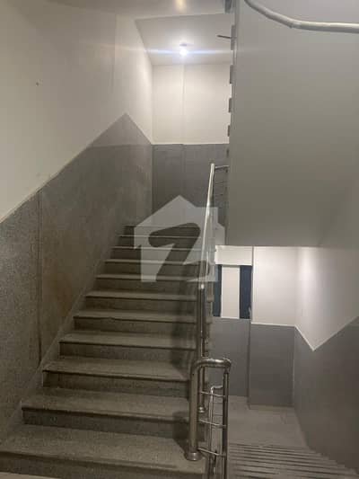 Anum Blessing building 750 sq ft office availible with car parking 24*7 operation allow semi furnished