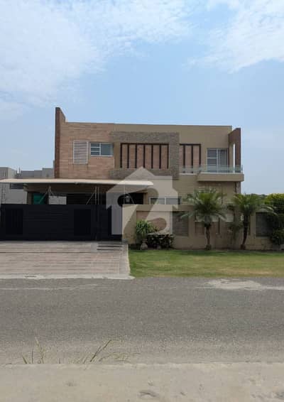 1 Kanal Ultra Modern Benglow For Sale Phase 5 DHA Lahore Near Penta Square