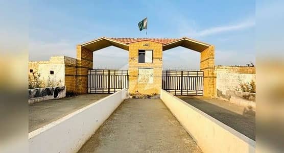 Emaan Enclave leased Society near saadi town jinah Avenue.