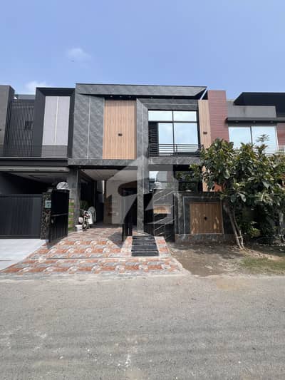 5 Marla Brand New Super luxury House For Sale In DHA Rahbar 5 Marla Brand New Super luxury House For Sale In DHA Rahbar