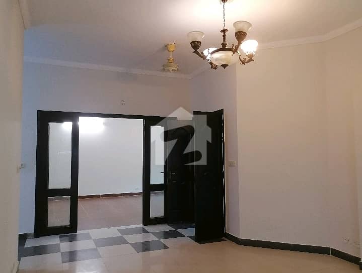 Get An Attractive House In Lahore Under Rs. 155000 Get An Attractive House In Lahore Under Rs. 155000