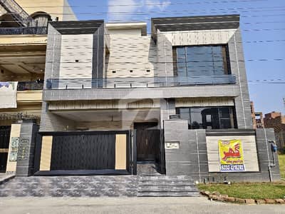 10 Marla Brand New House Available For Sale