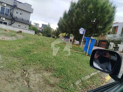 Bahria pH 7 plot corner 18 Marla For sale