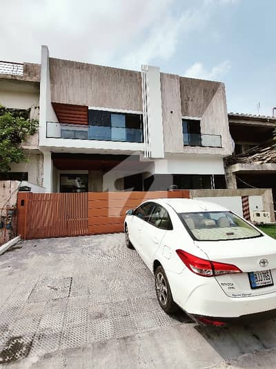D 12 2 brand new modern designer house for sale size 10 Marla