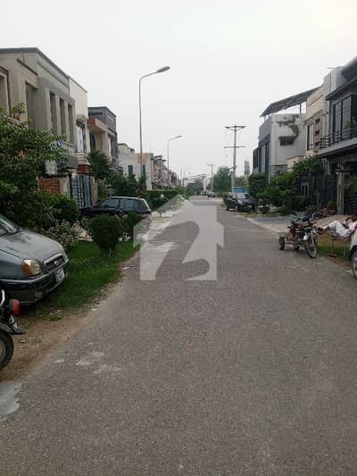 Idyllic Prime Location Residential Plot Available In Paragon City - Orchard Block For Sale Idyllic Prime Location Residential Plot Available In Paragon City - Orchard Block For Sale