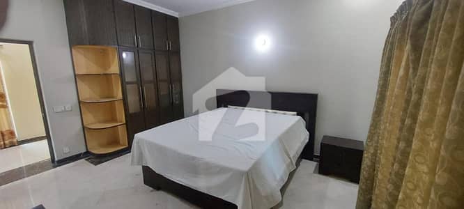 ONE KANAL BEAUTIFULL UPPER PORTION AVAILABLE FOR RENT IN DHA PHASE 4